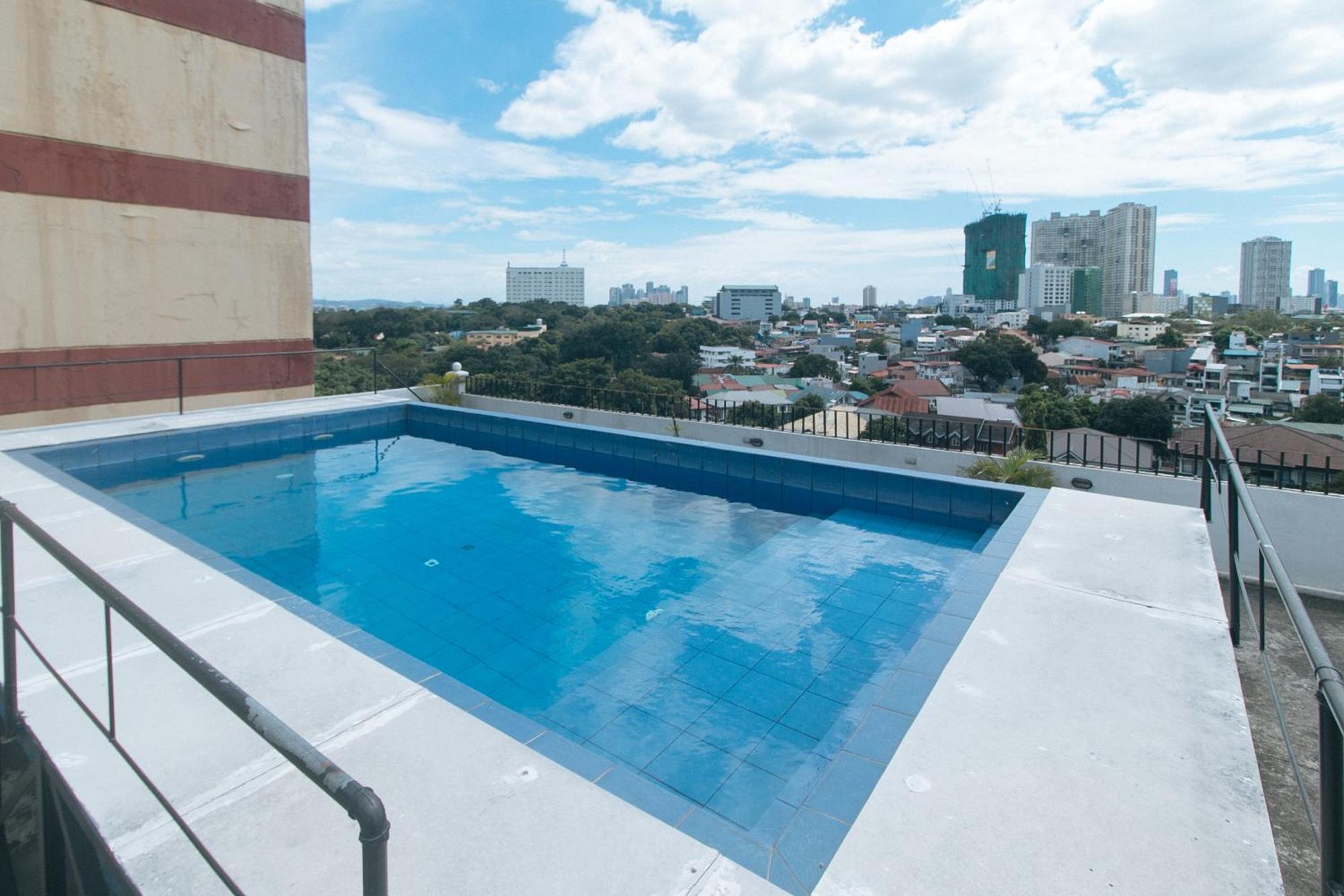 59 Xavierville By Reddoorz Cubao Exterior foto